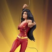 Wonder Girl DC Comics Statue