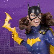 Batgirl DC Comics Statue
