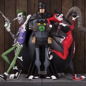 The Joker and Harley Quinn Bookends DC Comics Office Supplies